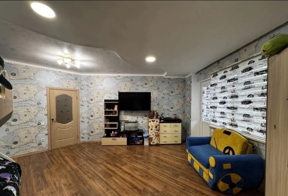 Продам двухкомнатную (2-комн.) квартиру, Промышленная ул, 2, Анапа г