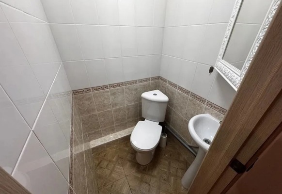 Продам двухкомнатную (2-комн.) квартиру, Промышленная ул, 2, Анапа г