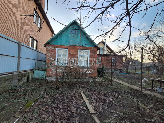 Продам дом, Иркутской Дивизии ул, 68, Горячий Ключ г, 0 км от города