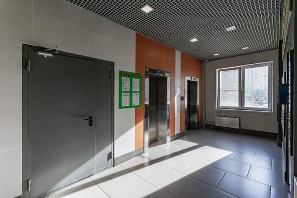 Продам однокомнатную (1-комн.) квартиру, Крауля ул, 168кб, Екатеринбург г