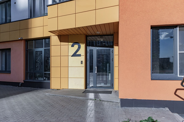 Продам однокомнатную (1-комн.) квартиру, Крауля ул, 168кб, Екатеринбург г