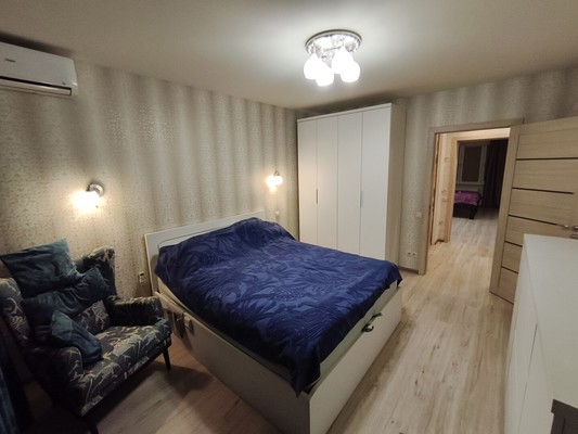 Продам двухкомнатную (2-комн.) квартиру, Баулинская (Новые Островцы мкр) ул, 11, Островцы д