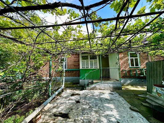 Продам дом, 1-я Круговая ул, 34/1, Ростов-на-Дону г, 0 км от города
