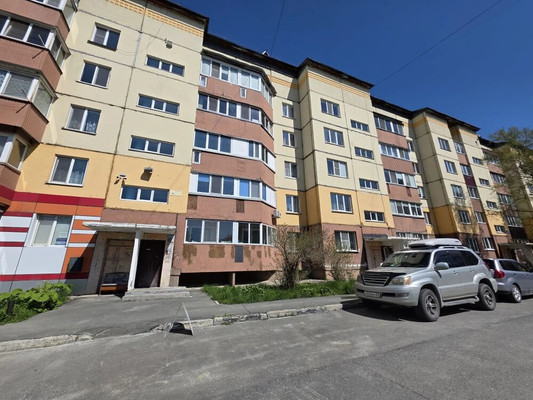 Продам трехкомнатную (3-комн.) квартиру, Мира пр-кт, 284, Южно-Сахалинск г