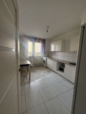 Продам двухкомнатную (2-комн.) квартиру, Березовая ул, 18, Видное г