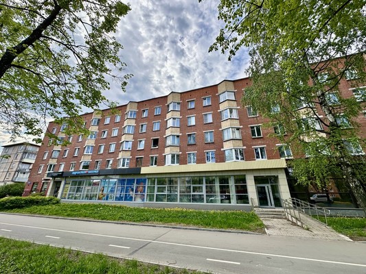 Продам коммерческое помещение 549,7 м2, Октябрьский (Октябрьский р-н) пр-кт, 1, Петрозаводск г