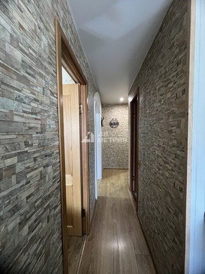 Продам двухкомнатную (2-комн.) квартиру, 2-я Красносельская ул, 8, Южно-Сахалинск г
