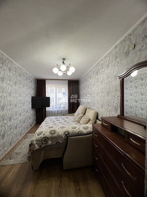Продам двухкомнатную (2-комн.) квартиру, 2-я Красносельская ул, 8, Южно-Сахалинск г