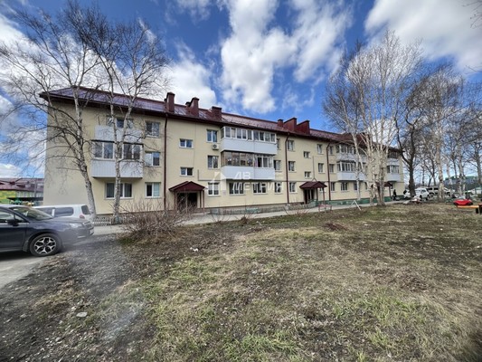 Продам двухкомнатную (2-комн.) квартиру, 2-я Красносельская ул, 8, Южно-Сахалинск г