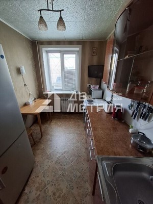 Продам двухкомнатную (2-комн.) квартиру, 2-я Комсомольская ул, 12, Южно-Сахалинск г