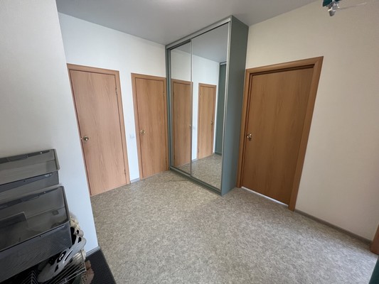 Продам двухкомнатную (2-комн.) квартиру, Ленина ул, 569А, Южно-Сахалинск г