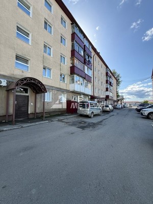 Продам трехкомнатную (3-комн.) квартиру, Вокзальная ул, 13, Южно-Сахалинск г