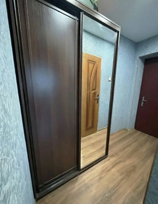 Продам двухкомнатную (2-комн.) квартиру, Калинина пл, 27, Калининград г