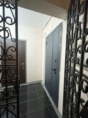 Продам трехкомнатную (3-комн.) квартиру, Четаева ул, 56к18, Казань г