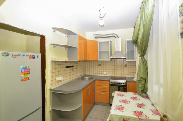 Продам двухкомнатную (2-комн.) квартиру, 2-й Римского-Корсакова пер, 11, Новосибирск г