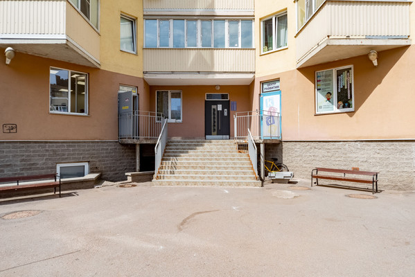 Продам однокомнатную (1-комн.) квартиру, Ленинский пр-кт, 74к3, Санкт-Петербург г