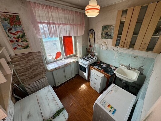 Продам трехкомнатную (3-комн.) квартиру, Первостроителей пр-кт, 37, Комсомольск-на-Амуре г