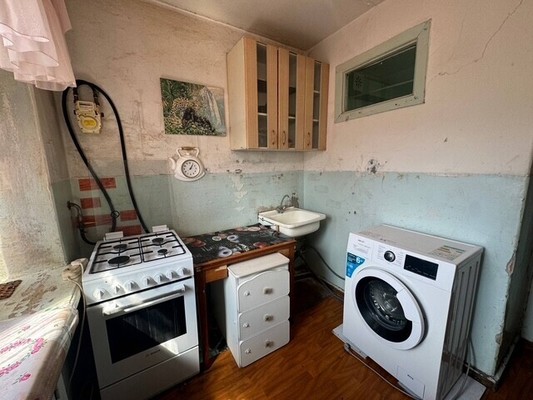 Продам трехкомнатную (3-комн.) квартиру, Первостроителей пр-кт, 37, Комсомольск-на-Амуре г