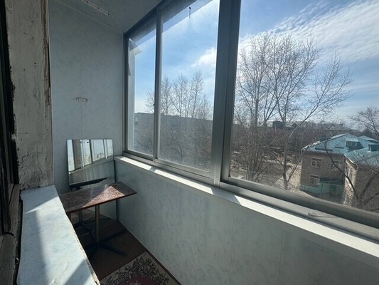 Продам трехкомнатную (3-комн.) квартиру, Первостроителей пр-кт, 37, Комсомольск-на-Амуре г
