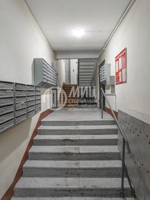 Продам двухкомнатную (2-комн.) квартиру, Чонгарский б-р, 28, Москва г