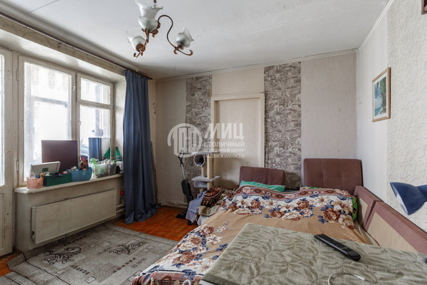Продам двухкомнатную (2-комн.) квартиру, Чонгарский б-р, 28, Москва г