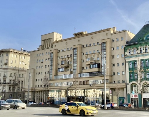 Продам трехкомнатную (3-комн.) квартиру, Малая Сухаревская пл, 14к7, Москва г