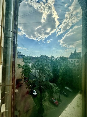 Продам трехкомнатную (3-комн.) квартиру, Малая Сухаревская пл, 14к7, Москва г
