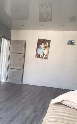 Продам трехкомнатную (3-комн.) квартиру, Л.Иванихиной ул, 1, Калининград г