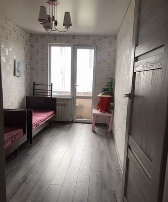 Продам трехкомнатную (3-комн.) квартиру, Л.Иванихиной ул, 1, Калининград г