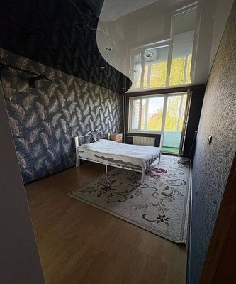 Продам трехкомнатную (3-комн.) квартиру, Генерала Толстикова ул, 77, Калининград г