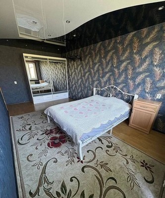 Продам трехкомнатную (3-комн.) квартиру, Генерала Толстикова ул, 77, Калининград г