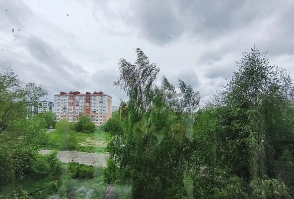 Продам трехкомнатную (3-комн.) квартиру, Генерала Толстикова ул, 77, Калининград г