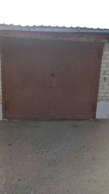 Продам гараж 18 м2, Большая Садовая ул, Ишим г