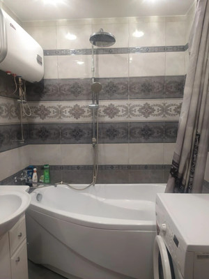 Продам трехкомнатную (3-комн.) квартиру, Широтная ул, 190, Тюмень г