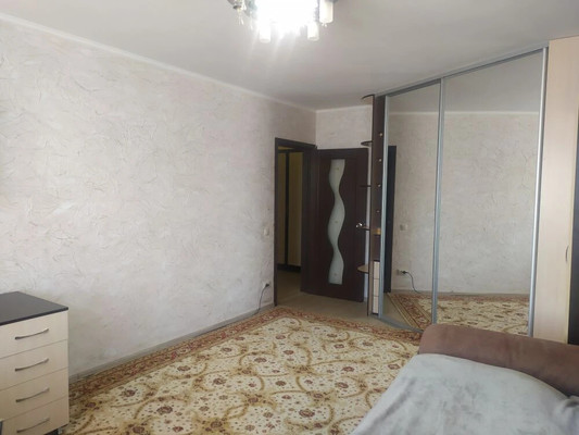 Продам трехкомнатную (3-комн.) квартиру, Широтная ул, 190, Тюмень г