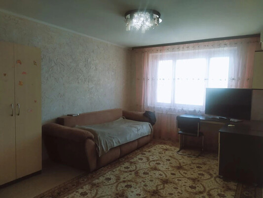 Продам трехкомнатную (3-комн.) квартиру, Широтная ул, 190, Тюмень г