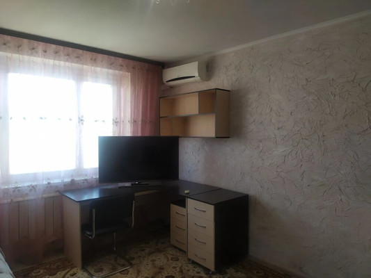 Продам трехкомнатную (3-комн.) квартиру, Широтная ул, 190, Тюмень г