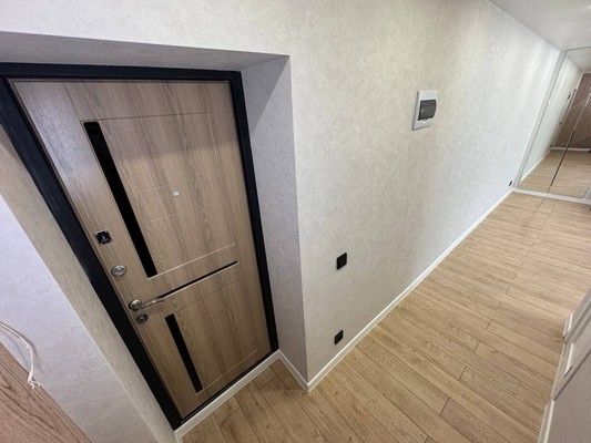 Продам однокомнатную (1-комн.) квартиру, Сидоренко ул, 30, Комсомольск-на-Амуре г