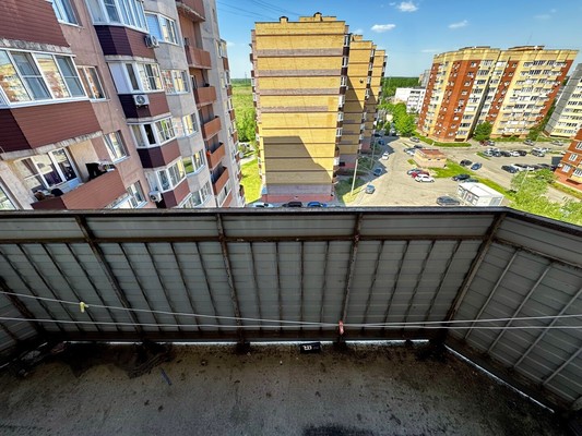 Продам трехкомнатную (3-комн.) квартиру, Шатурская (Байкал тер. СНТ) ул, 14к1, Шатурторф п
