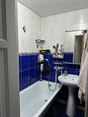 Продам многокомнатную квартиру, Героя России Кярова А.С. ул, 1А, Чегем г