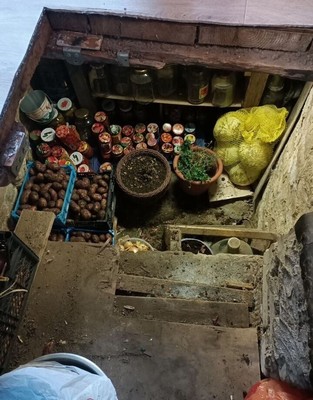 Продам двухкомнатную (2-комн.) квартиру, 9, Спартак п