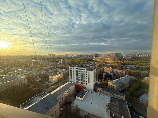 Продам трехкомнатную (3-комн.) квартиру, Вильгельма Пика ул, 1к1, Москва г