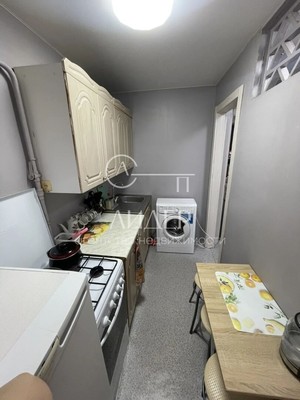 Продам однокомнатную (1-комн.) квартиру, Гагарина (Центральный р-н) ул, 32, Сочи г