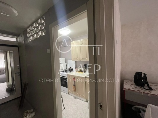 Продам однокомнатную (1-комн.) квартиру, Гагарина (Центральный р-н) ул, 32, Сочи г