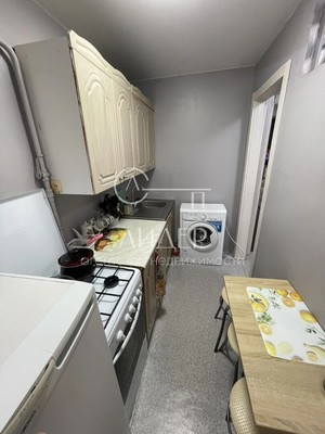 Продам однокомнатную (1-комн.) квартиру, Гагарина (Центральный р-н) ул, 32, Сочи г