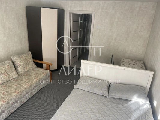 Продам однокомнатную (1-комн.) квартиру, Гагарина (Центральный р-н) ул, 32, Сочи г