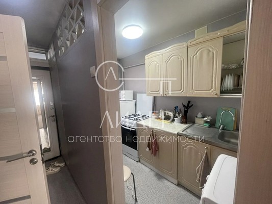 Продам однокомнатную (1-комн.) квартиру, Гагарина (Центральный р-н) ул, 32, Сочи г