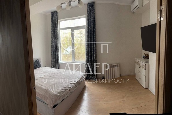 Продам двухкомнатную (2-комн.) квартиру, Вишневая ул, 18/2, Верхний Юрт с