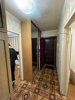 Продам трехкомнатную (3-комн.) квартиру, Альпинистов ул, 18, Екатеринбург г
