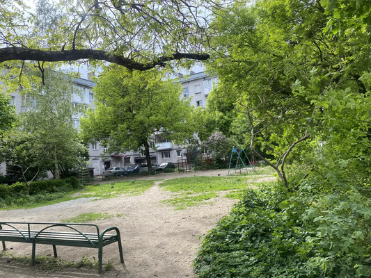 Продам двухкомнатную (2-комн.) квартиру, Калинина пл, 27, Калининград г